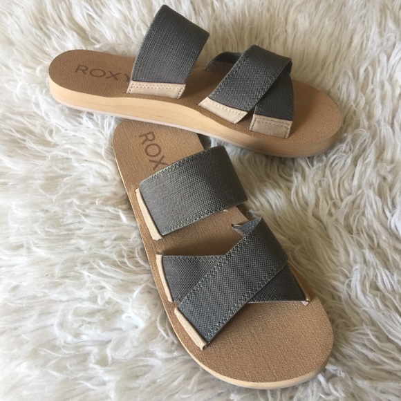 Roxy Shoes - NWOT! ROXY Sandals